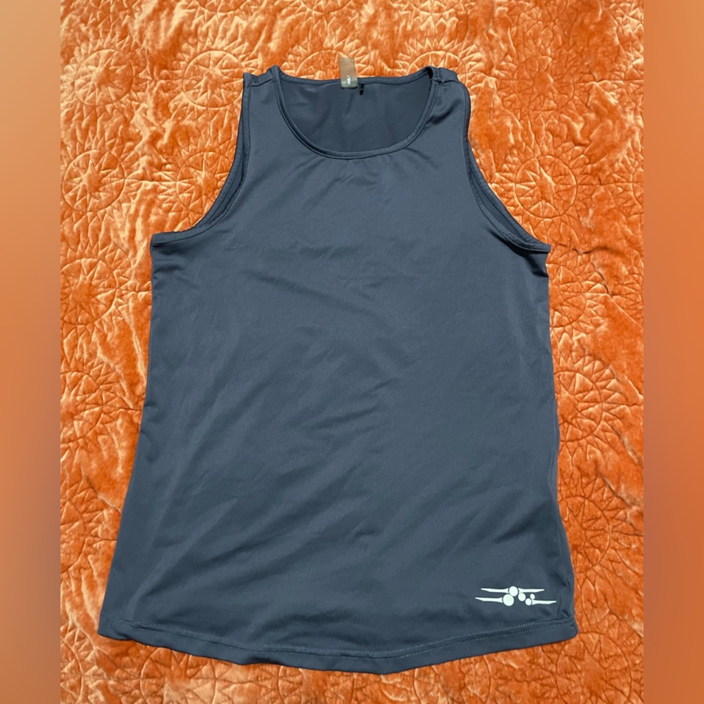 Only Play cropped tank top in gray